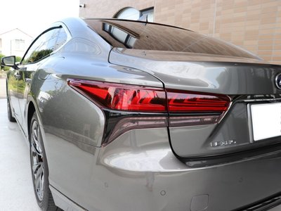 صورة مصغرة 37 لـ 2022 Lexus LS