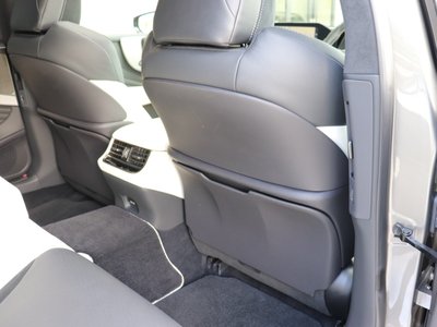 صورة مصغرة 56 لـ 2022 Lexus LS