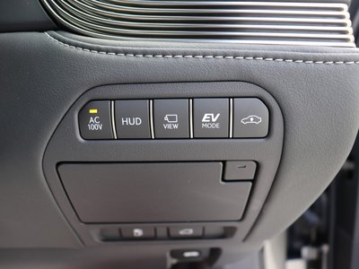 صورة مصغرة 19 لـ 2022 Lexus LS