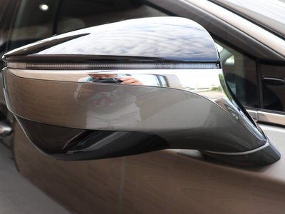 صورة مصغرة 40 لـ 2022 Lexus LS