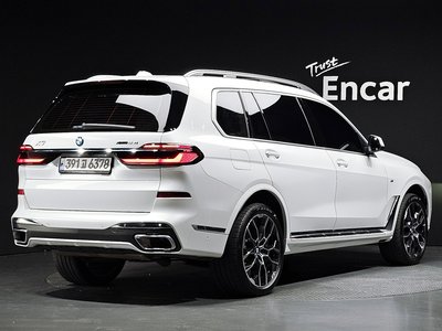 صورة 3 لـ 2023 BMW X7