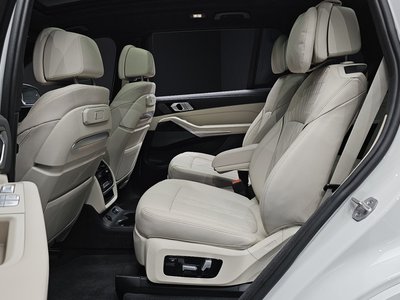 صورة مصغرة 11 لـ 2023 BMW X7