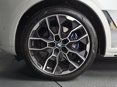 صورة 6 لـ 2023 BMW X7