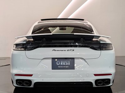 PORSCHE PANAMERA - 5