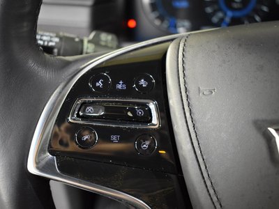 2019 Cadillac ESCALADE — миниатюра 34