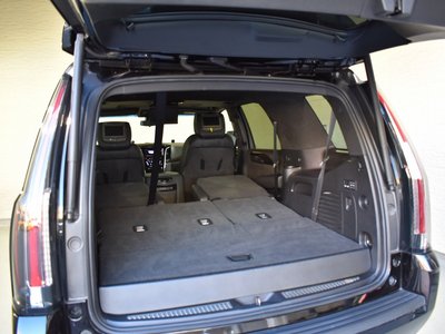 2019 Cadillac ESCALADE — миниатюра 25