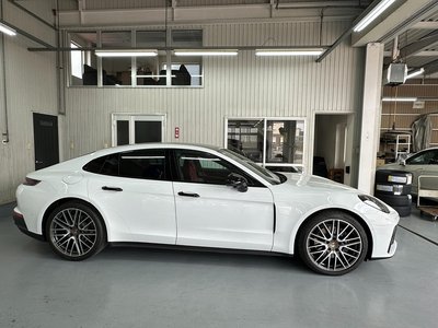 PORSCHE PANAMERA - 6