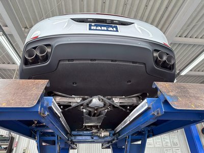 PORSCHE PANAMERA - 4