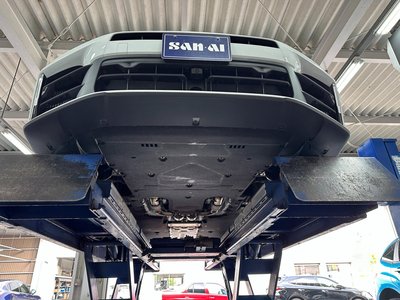 PORSCHE PANAMERA - 3