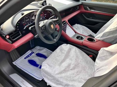 2024 Porsche TAYCAN 照片 7