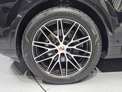 صورة 6 لـ 2025 Porsche CAYENNE
