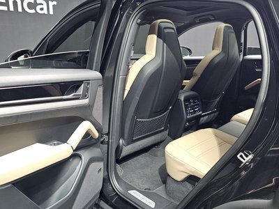 صورة مصغرة 17 لـ 2025 Porsche CAYENNE