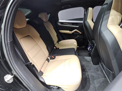 صورة مصغرة 32 لـ 2025 Porsche CAYENNE