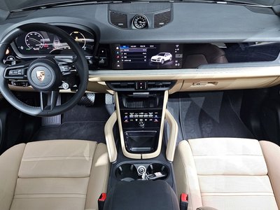 صورة 5 لـ 2025 Porsche CAYENNE