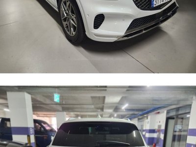 صورة 3 لـ 2023 Genesis GV70