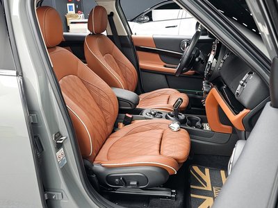 MINI COUNTRYMAN - 10