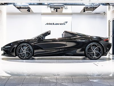 صورة 3 لـ 2025 Mclaren 750S SPIDER
