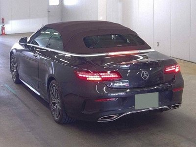 MERCEDES-BENZ E-CLASS - 2