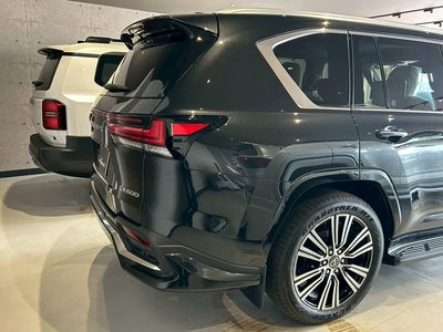 LEXUS LX - 5
