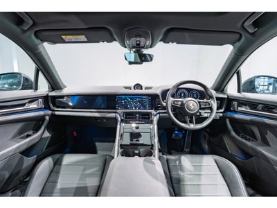 PORSCHE PANAMERA - 7