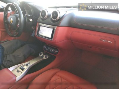 FERRARI CALIFORNIA - 3