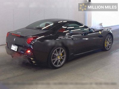 FERRARI CALIFORNIA - 5