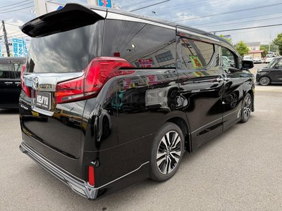 TOYOTA ALPHARD - 10