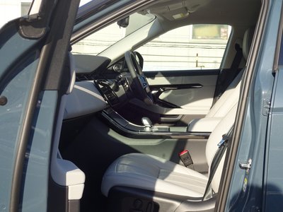 2025 LAND Rover RANGE ROVER EVOQUE photo 3