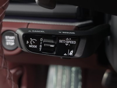 2025 Porsche PANAMERA — миниатюра 18