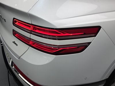 GENESIS GV80 - 10