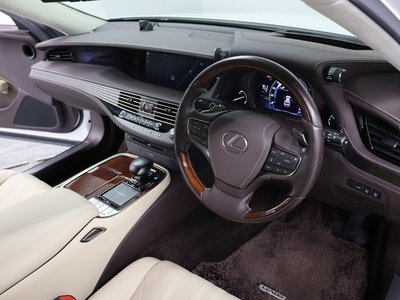 2019 Lexus LS 缩略图 14