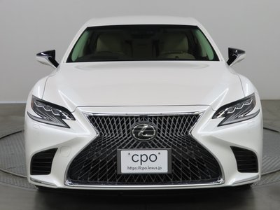 صورة 3 لـ 2019 Lexus LS