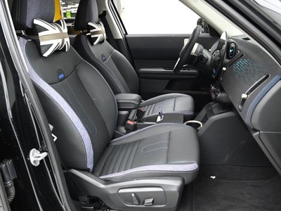 MINI COUNTRYMAN - 10