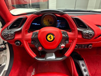 2019 Ferrari 488 SPIDER — миниатюра 16