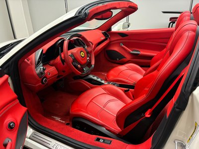 2019 Ferrari 488 SPIDER — миниатюра 18