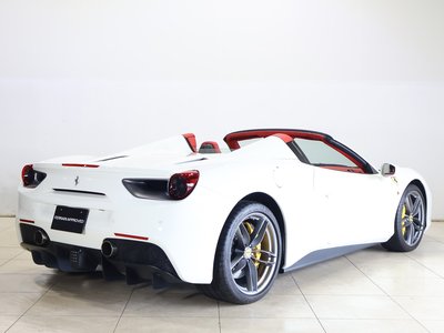 2019 Ferrari 488 SPIDER photo 5