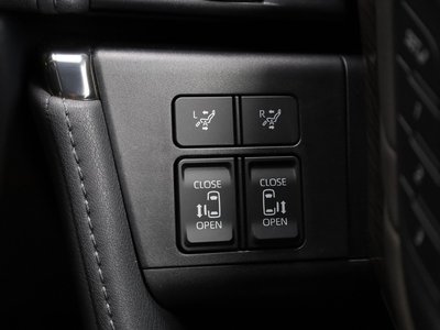 صورة مصغرة 60 لـ 2025 Toyota ALPHARD