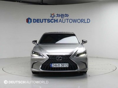 2024 LEXUS ES 照片 2