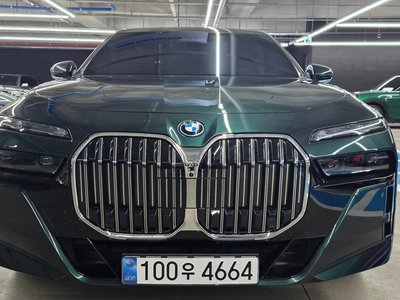 BMW 7 SERIES - 2