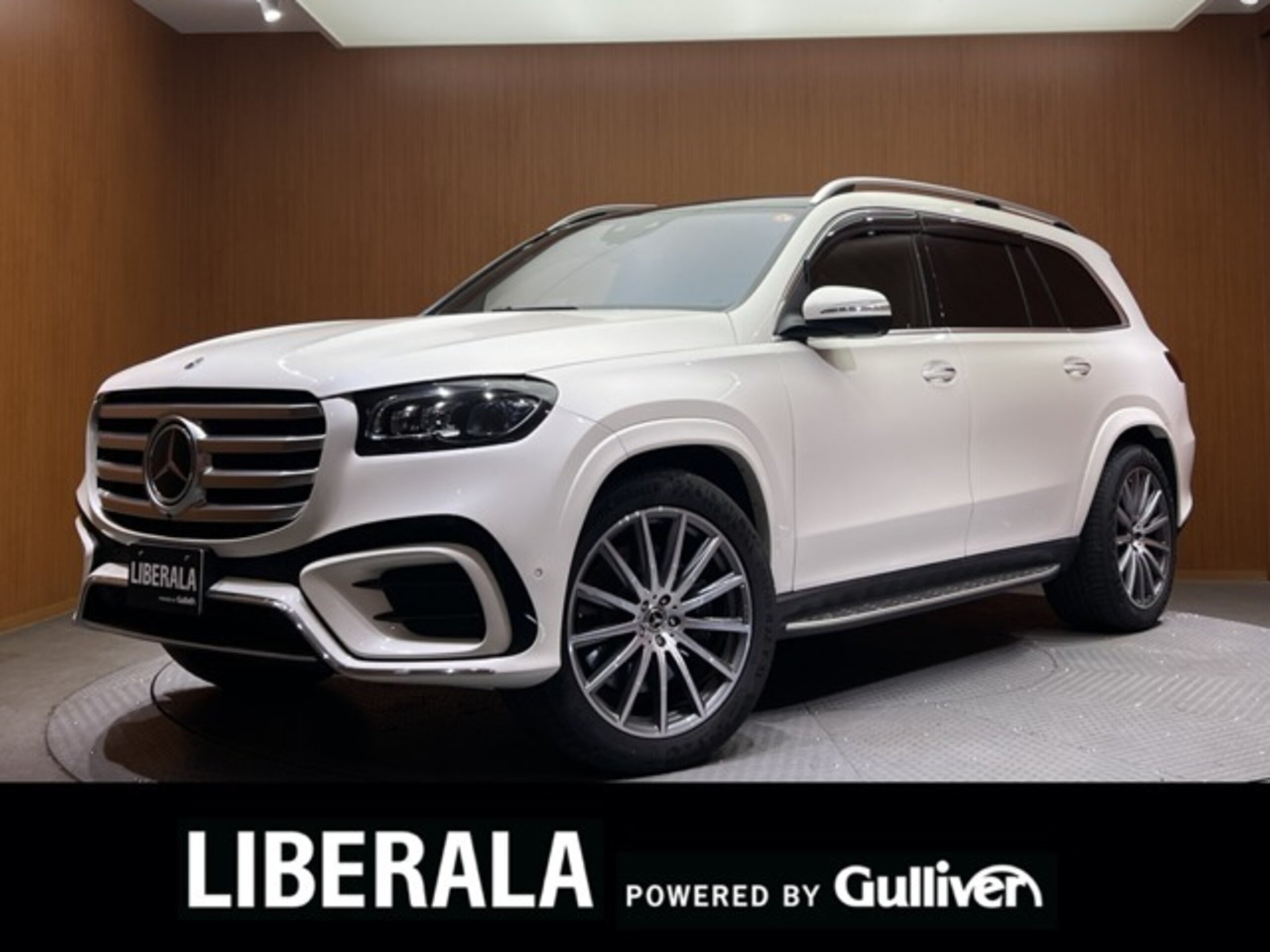 MERCEDES-BENZ GLS - View 1