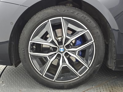 BMW 5 SERIES - 6