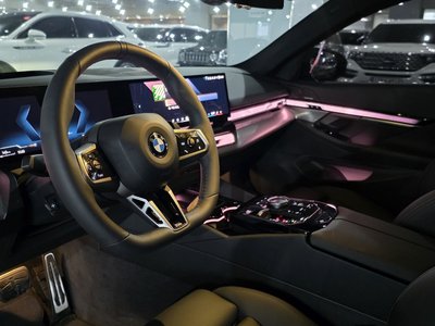 BMW 5 SERIES - 5