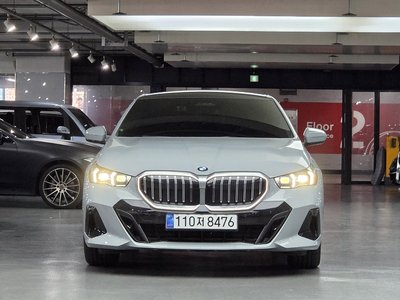 BMW 5 SERIES - 2