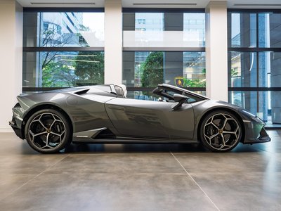 LAMBORGHINI HURACAN SPYDER - 8