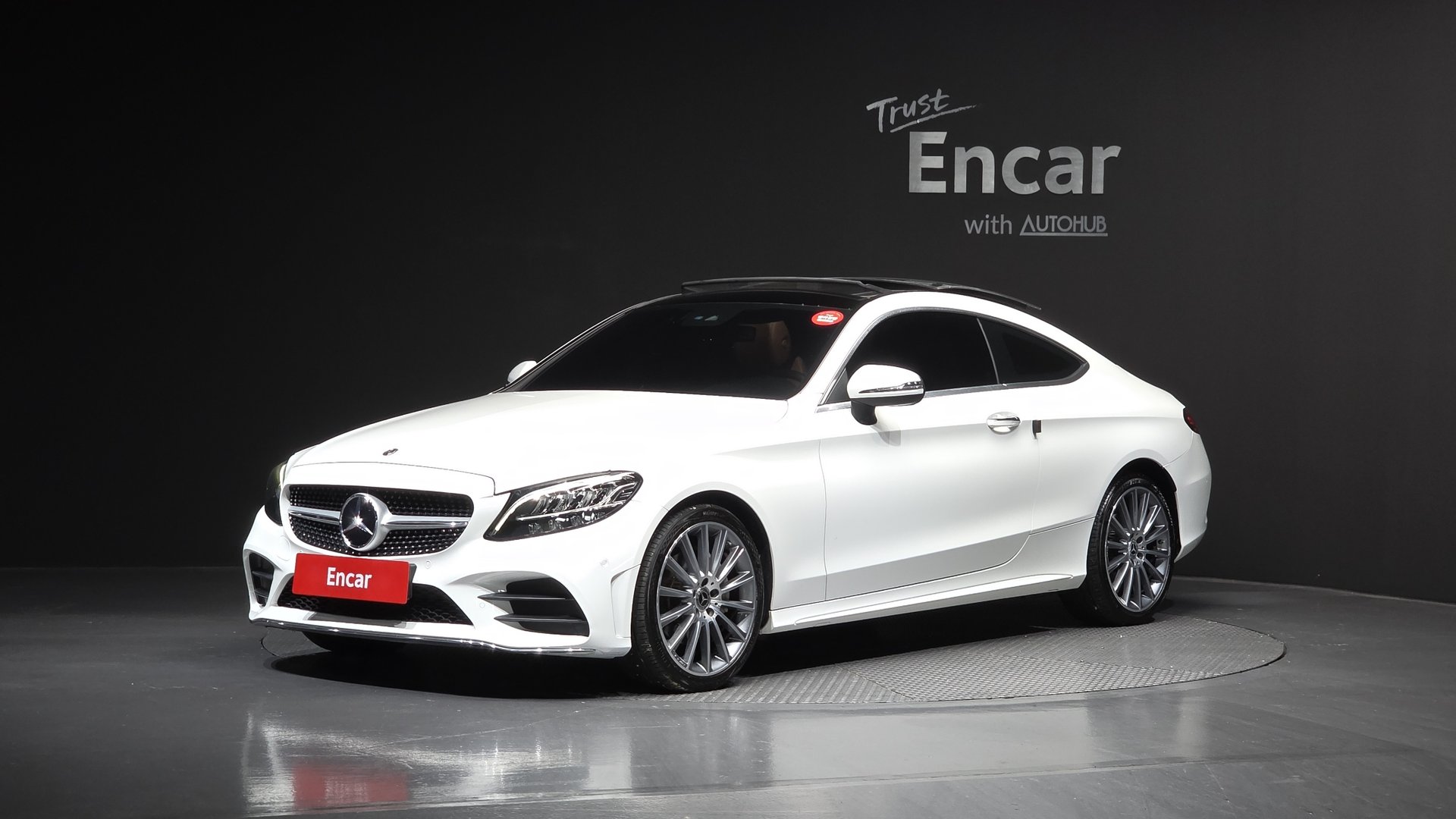 MERCEDES-BENZ C-CLASS - View 1