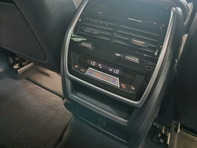 2020 BMW X6 缩略图 15