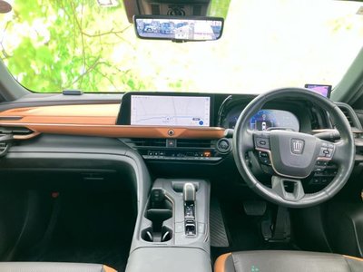 TOYOTA CROWN CROSSOVER - 5