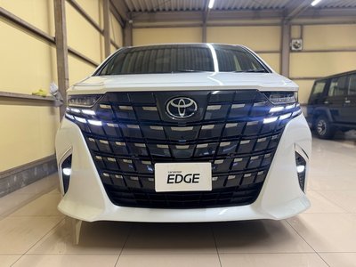 TOYOTA ALPHARD - 2