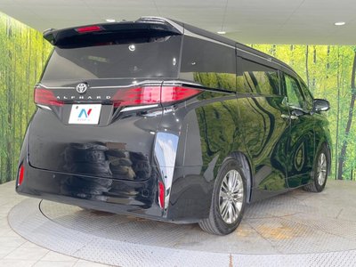 2024 Toyota ALPHARD — фото 6