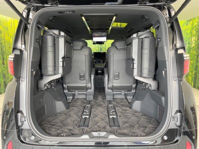 2024 Toyota ALPHARD — миниатюра 11